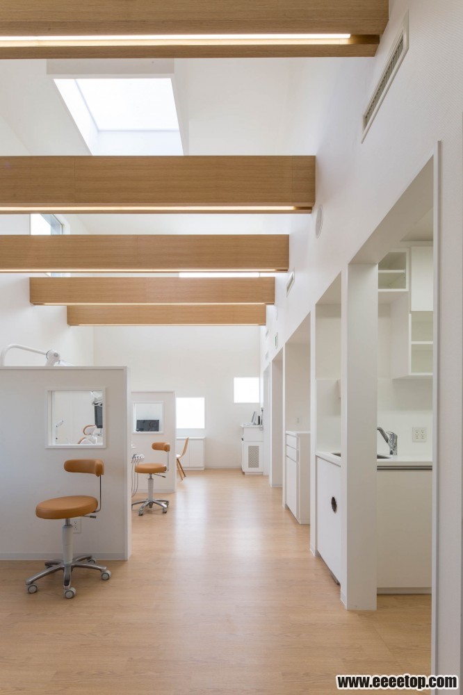 5524a58fe58ecea1190001d2_yokoi-dental-clinic-iks-design-msd-office_yokoi_dc-iks_.jpg