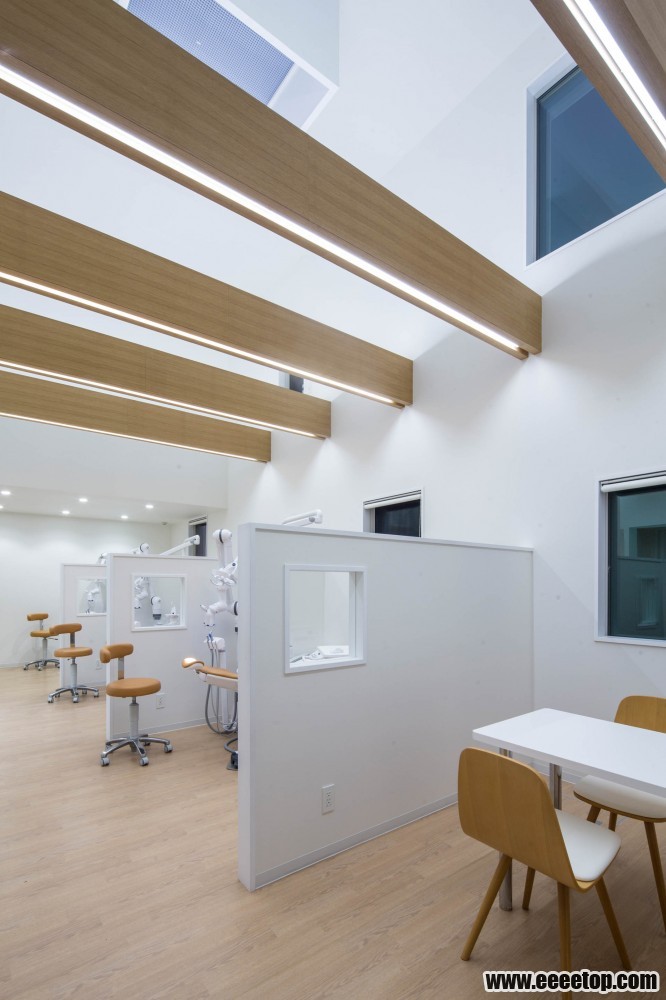 5524a59fe58ecea1190001d3_yokoi-dental-clinic-iks-design-msd-office_yokoi_dc-iks_.jpg