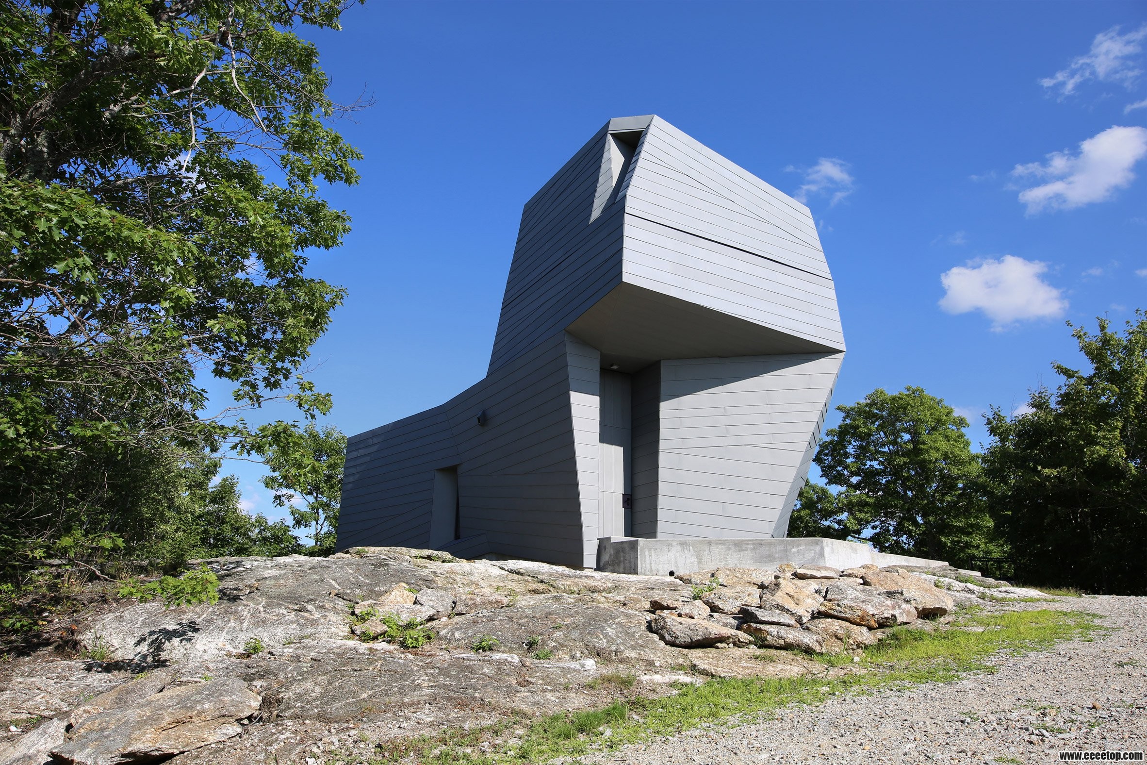 gemma-observatory-anmahian-winton-architects_dezeen_2364_col_0.jpg