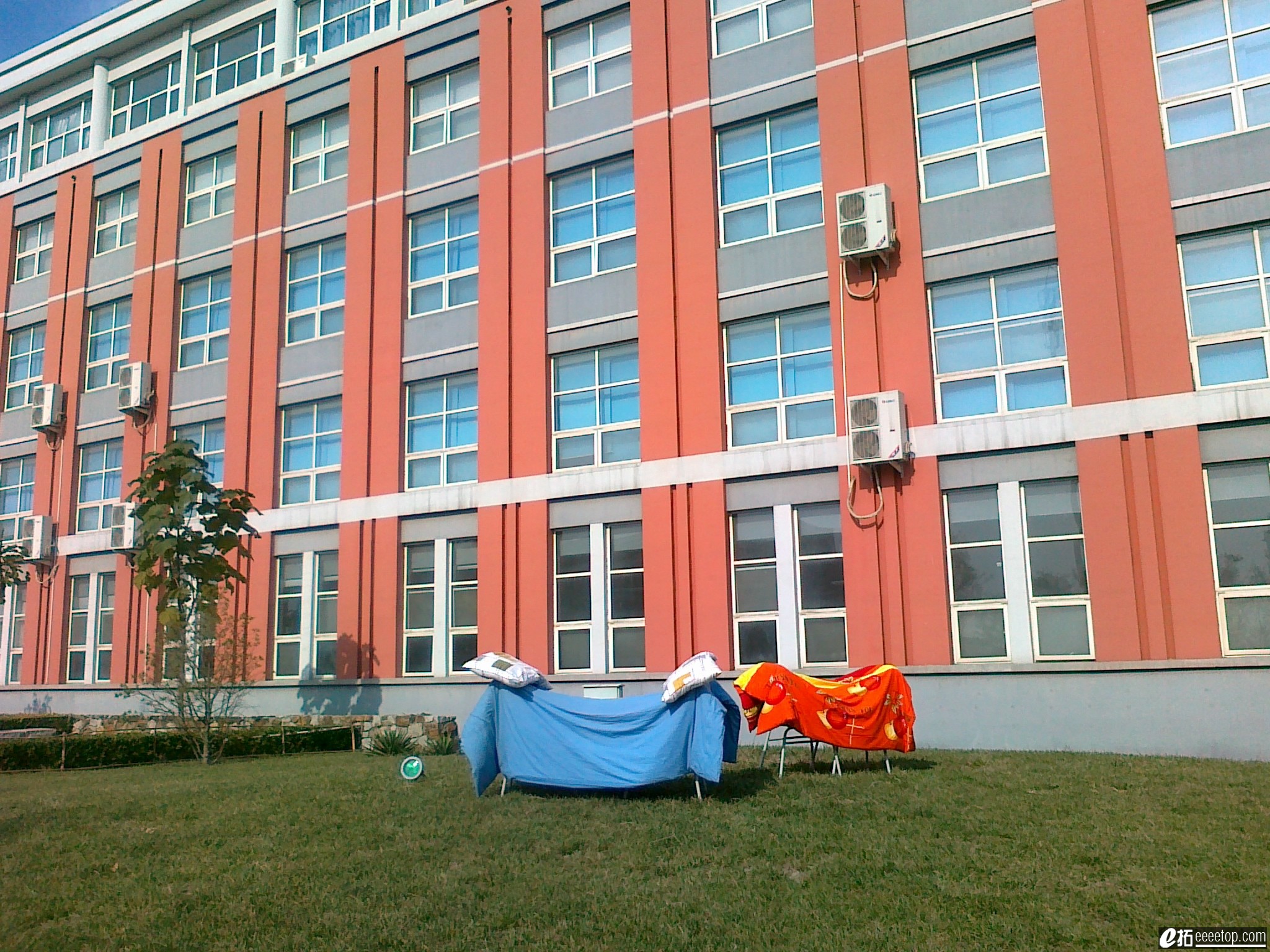 30102010248.jpg