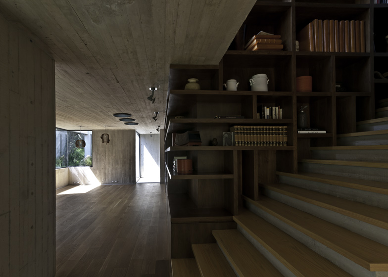 dezeen_Maruma-House-by-Fernanda-Canales_ss_7.jpg