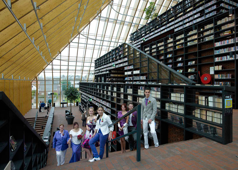 dezeen_Book-Mountain-by-MVRDV_ss_6.jpg