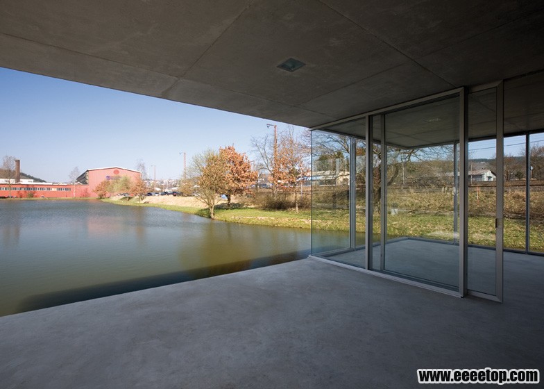 dezeen_Pavilion-Siegen-by-Ian-Shaw-Architekten_ss_3.jpg