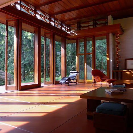 dezeen_Frank-Lloyd-Wright-Bachman-Wilson-House_3.jpg