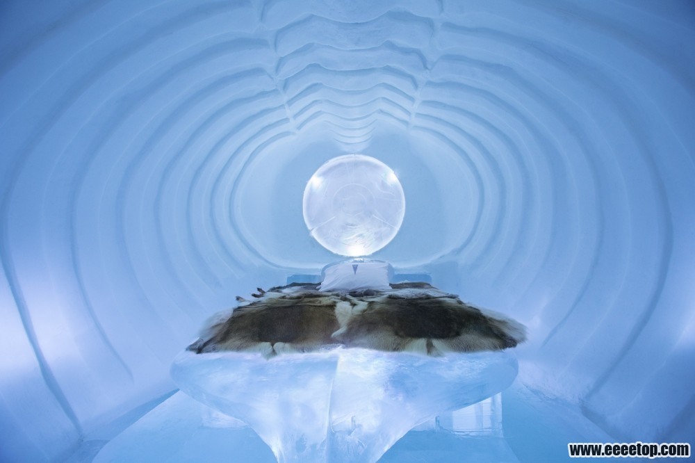 513fc613b3fc4b755600001a_inside-sweden-s-latest-icehotel-_blue_marine_-_photo_pa.jpg