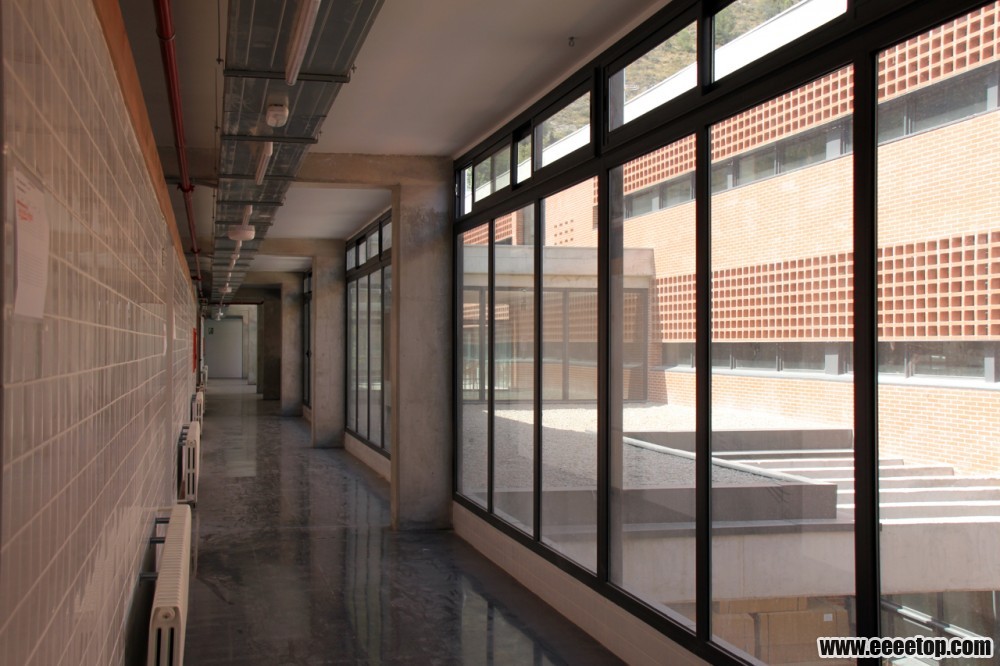 512aba4eb3fc4b11a7009f5c_beato-jacinto-casta-eda-education-center-fern-ndez-sole.jpg