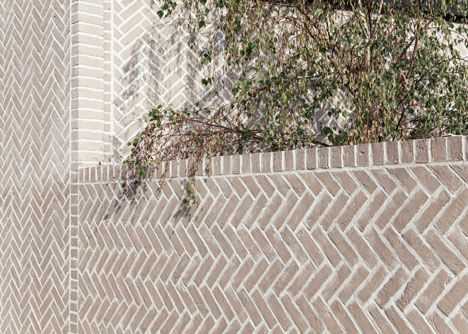 Herringbone-House-by-Atelier-ChanChan_dezeen_2.jpg