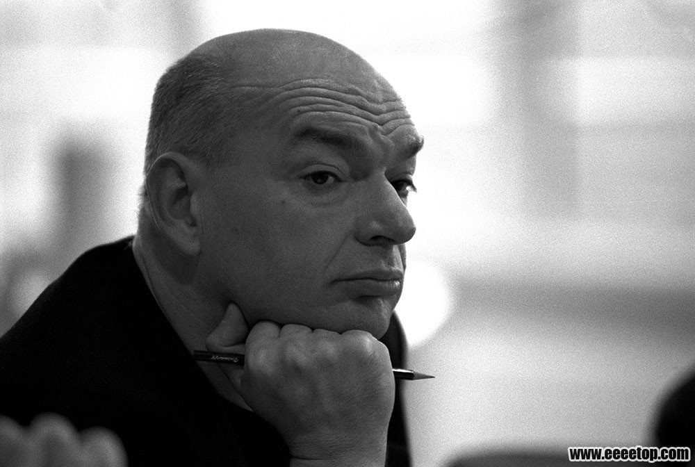 Jean Nouvel..jpg