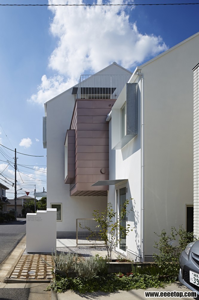 5508da1be58eced01a000048_sandwich-apartment-ikeda-yukie-architects_sa_005-666x1000.jpg