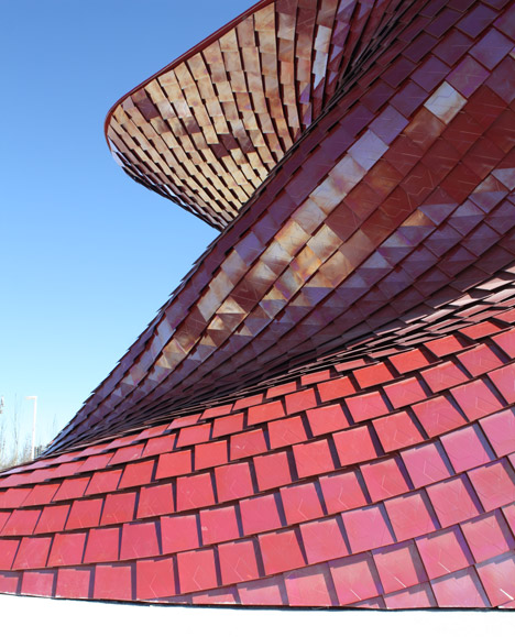 Milan-Expo-2015_Vanke-Pavilion_Daniel-Libeskind_press_dezeen_468_0.jpg