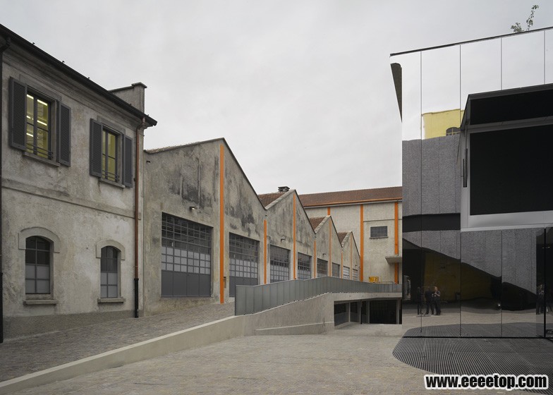 Fondazione-Prada-OMA-Milan_dezeen_ss_5.jpg