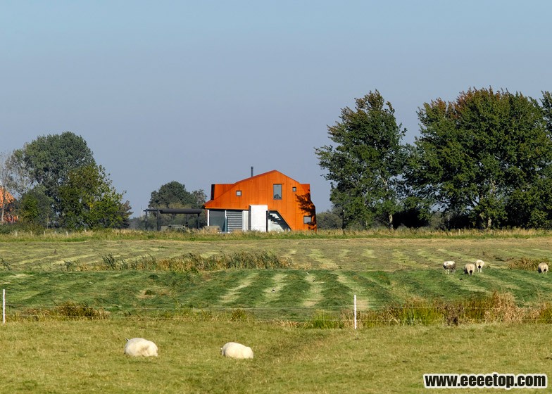 KHM26-by-Jos-Blom-and-Tim-Piet_dezeen_784_4.jpg