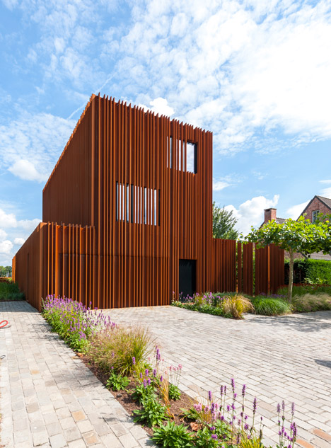 The-Corten-House-by-DMOA-architects_dezeen_468_31.jpg