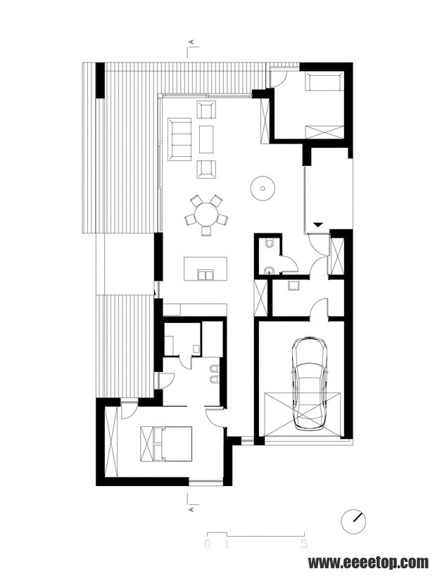 17 Floor Plan.jpg