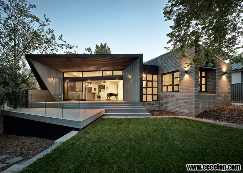 Eؽ_Narrabundah-House-Canberra-by-Adam-Dettrick_03.jpg