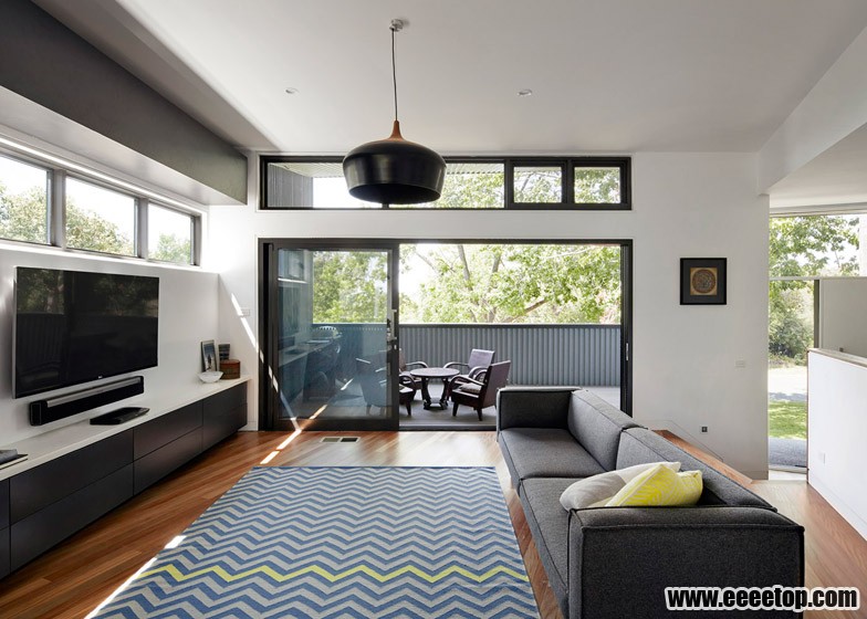 Eؽ_Narrabundah-House-Canberra-by-Adam-Dettrick_06.jpg
