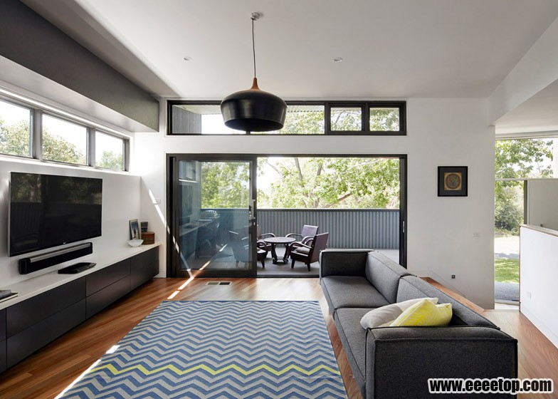 Eؽ_Narrabundah-House-Canberra-by-Adam-Dettrick_06.jpg