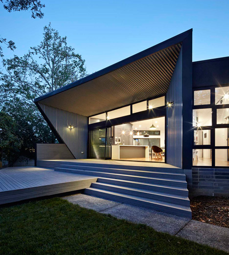 Eؽ_Narrabundah-House-Canberra-by-Adam-Dettrick_08.jpg