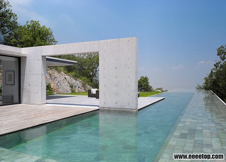 Eؽ_Casa-Monterrey-house-Tadao-Ando-Edmund-Sumner_dezeen_03.jpg
