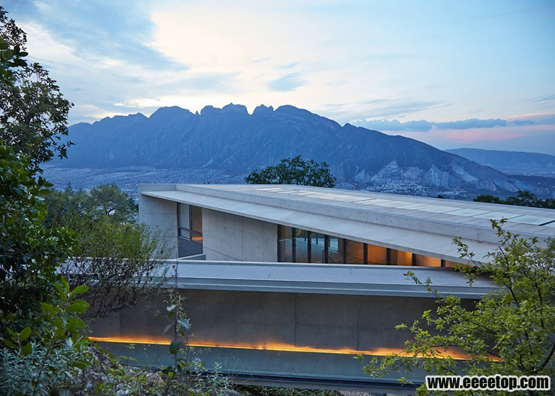 Eؽ_Casa-Monterrey-house-Tadao-Ando-Edmund-Sumner_dezeen_13.jpg