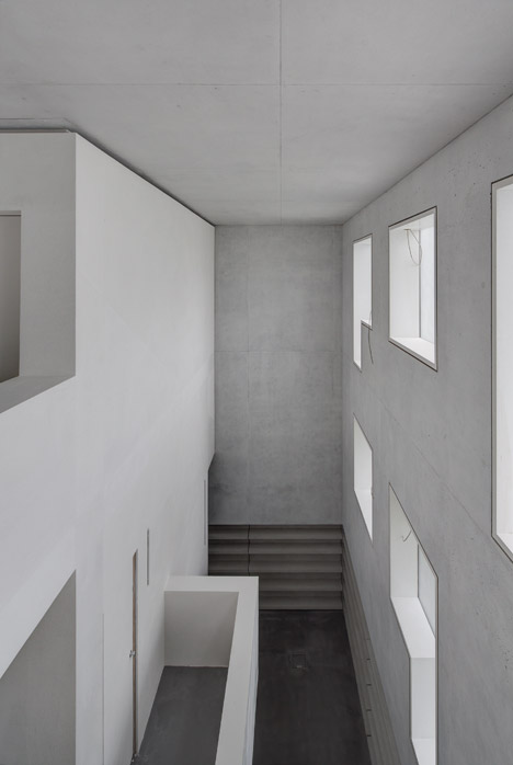 Eؽ_Bauhaus-Masters-Houses-reinterpreted-by-Bruno-Fioretti-Marquez_09.jpg