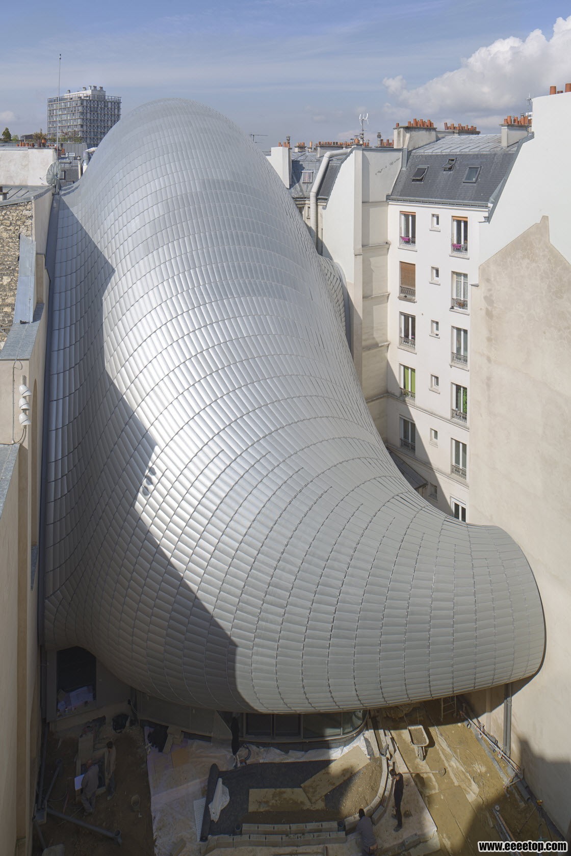 Eؽ_Pathe-Foundation-installation-in-Paris-by-Renzo-Piano_05.jpg