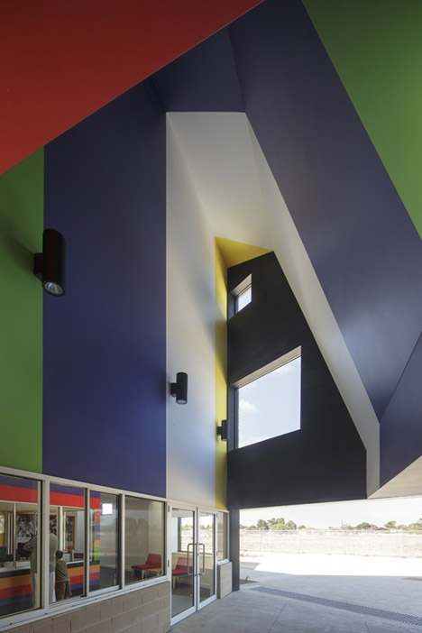 Eؽ-Dallas-Brooks-Community-Primary-School-by-McBride-Charles-Ryan_08.jpg