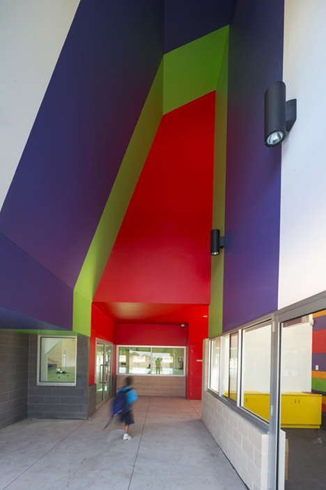 Eؽ-Dallas-Brooks-Community-Primary-School-by-McBride-Charles-Ryan_09.jpg