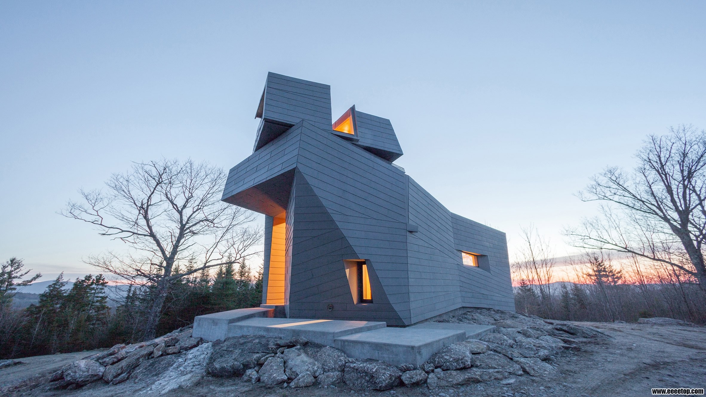 gemma-observatory-anmahian-winton-architects_dezeen_2364_hero (1).jpg