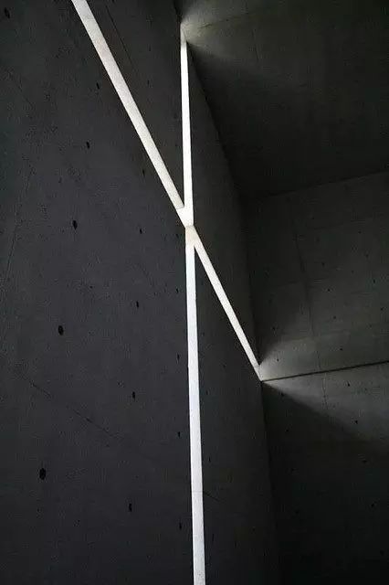 172c0c774abe3671e756f7355f850e2b.jpg