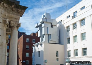 13Ƶ<>Ͼĸܿͷ/Antony Gormley