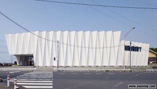 Pleats. MýǽΣby Hironaka Ogawa & Associates